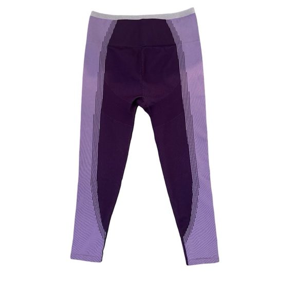 [Fablectics] Seamless Fusion High-Waisted 7/8 Legging - Picture 5 of 5